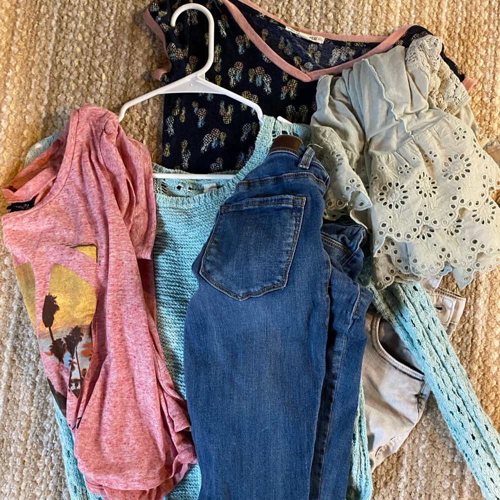 Kids bundle 10 pieces